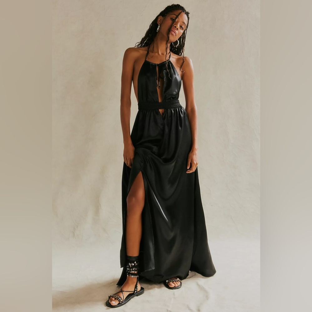 Black Look Into The Sun Gown